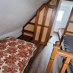 Vizparti Horgasz Es Nyaralo Haz *